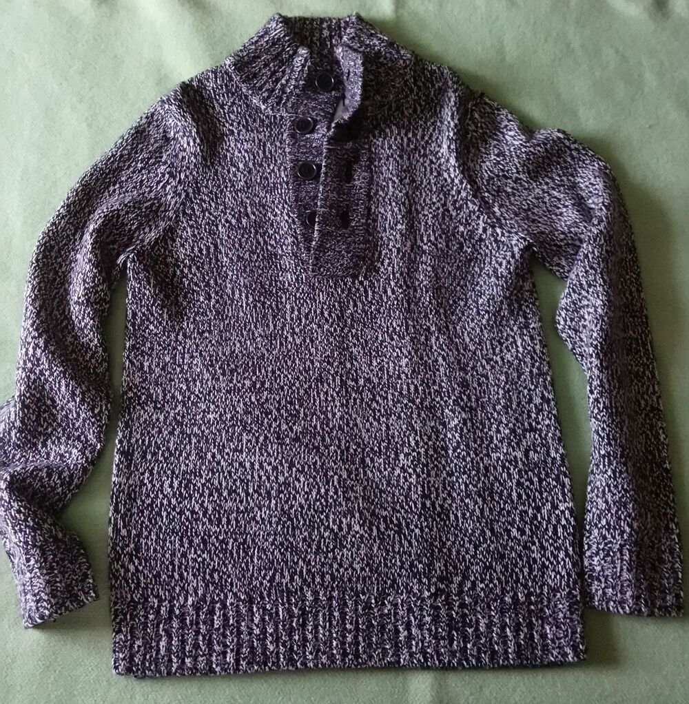 Pull chin&eacute; Celio Vêtements