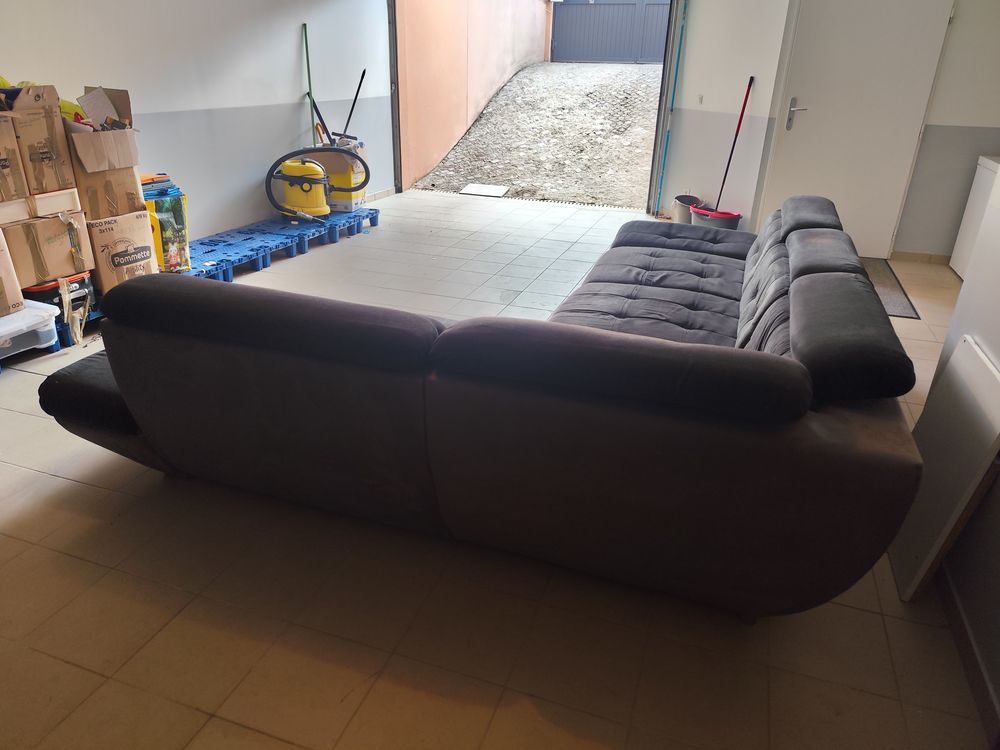 Canap&eacute; xxl d'angle tr&egrave;s bon &eacute;tat Meubles