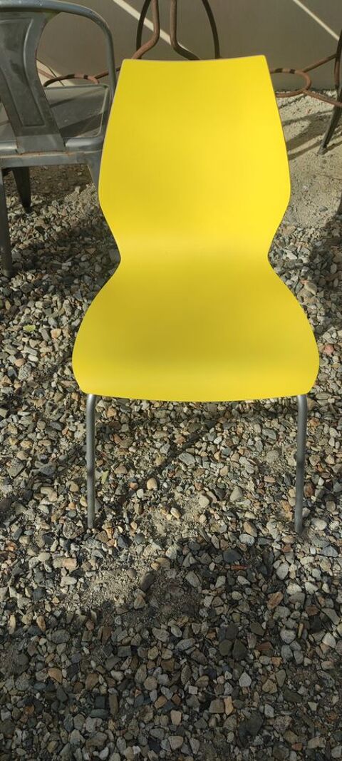 Chaise jaune 20 Toulouse (31)