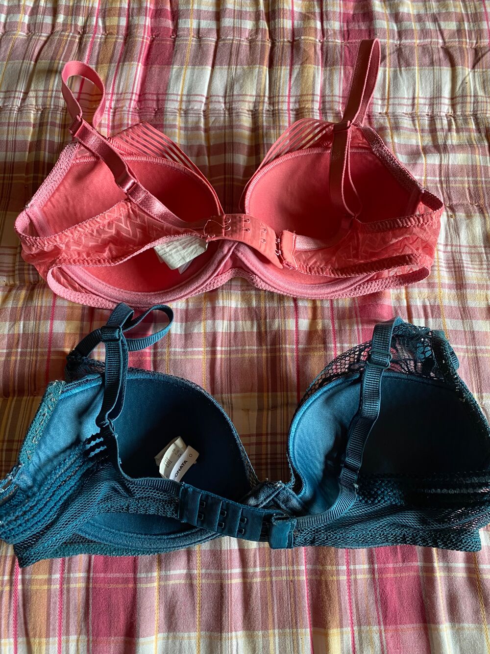 Lot soutien gorge Chantelle 85 C Vêtements