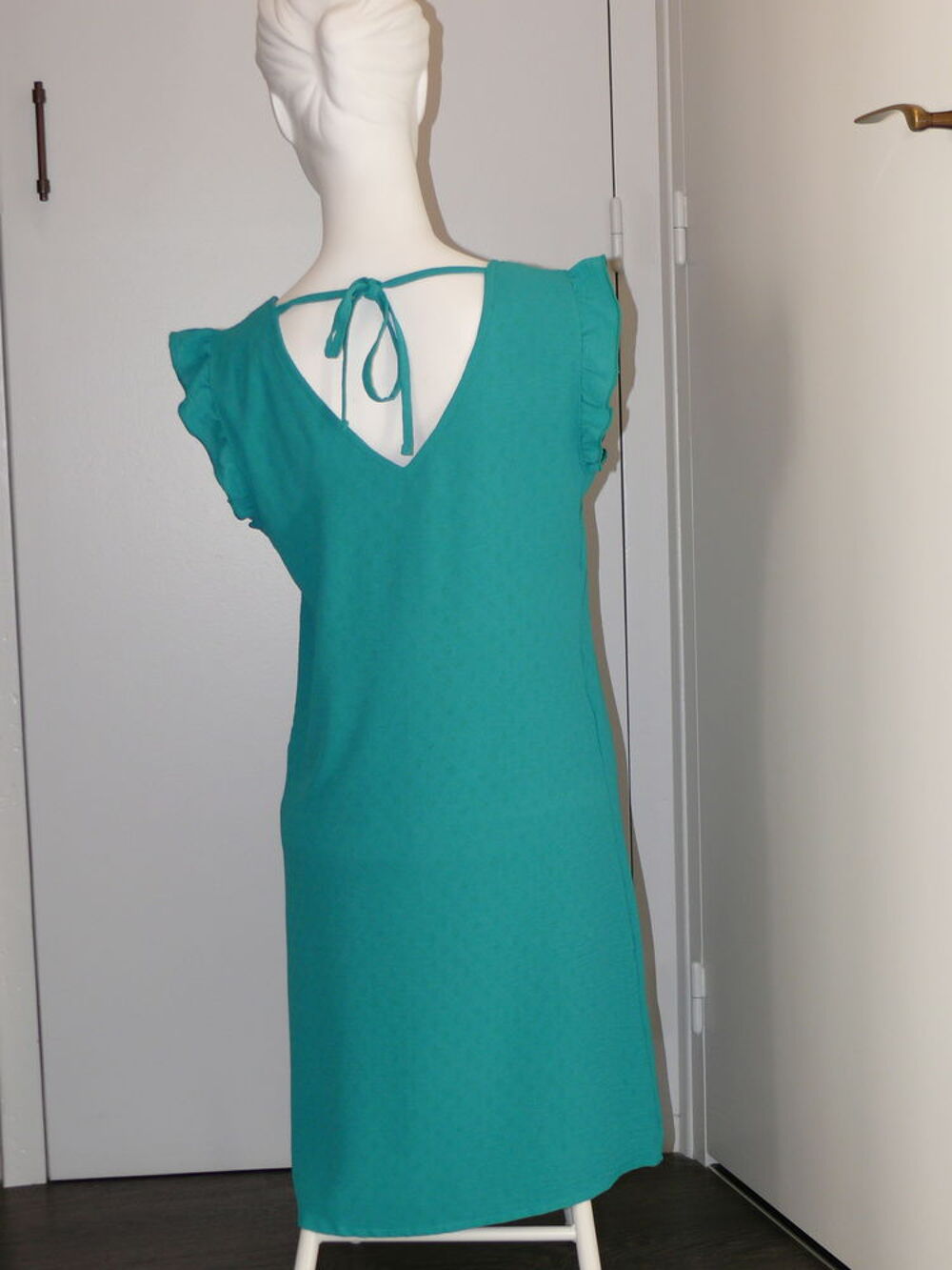 Robe verte "ARMAND THIERY" Vêtements