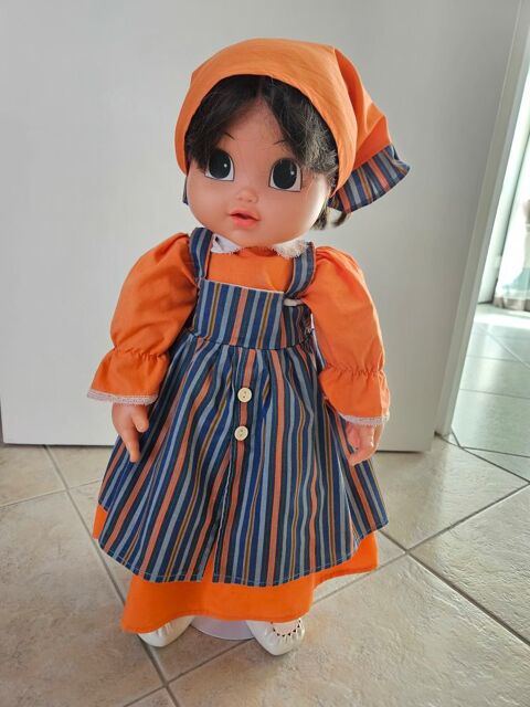 Poup�e BELLA 49 Biesheim (68)