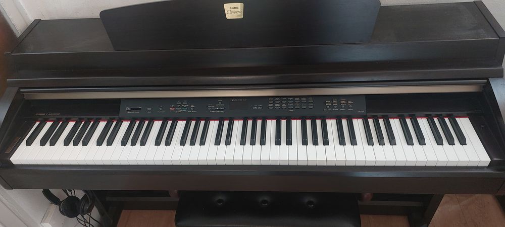 Piano yamaha clavinova Instruments de musique