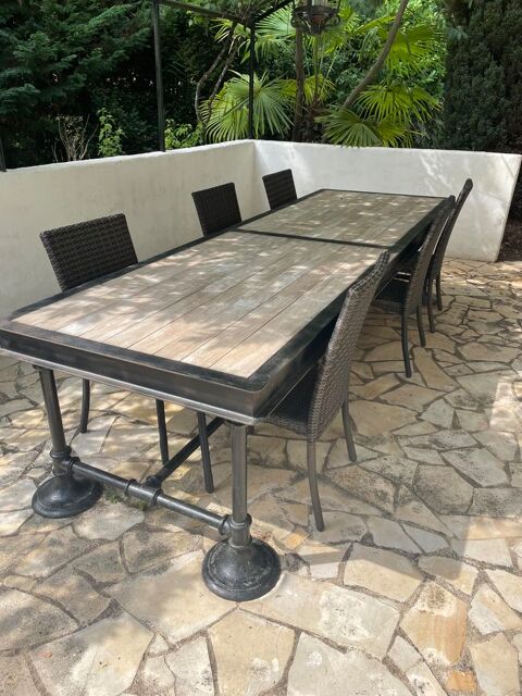 Table industrielle fonte, acier et teck 3000 Saint-Julien-l'Ars (86)