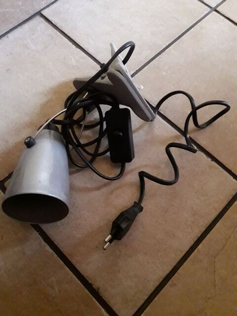 LAMPE DE BUREAU 230V. 4 Frvent (62)