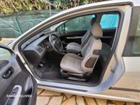 307 1.6i 16V XR Pr&eacute;sence 2002 occasion 66530 Claira