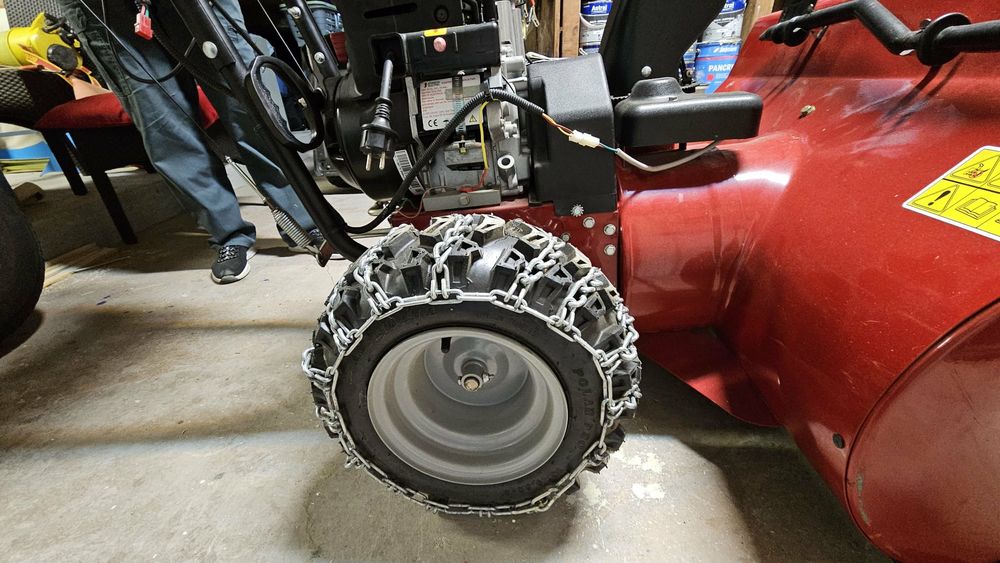 FRAISE A NEIGE CANADIAN BRIGGS &amp; STRATTON Jardin