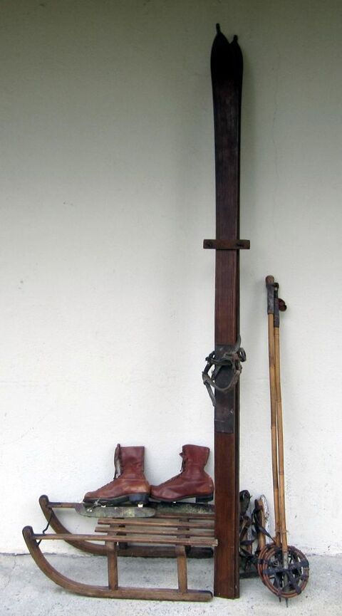 Paire de ski authentique 19me sicle luge patins  glace 80 Embrun (05)