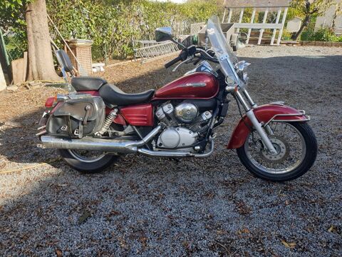 Moto HONDA 2005 occasion Jou&eacute;-l&egrave;s-Tours 37300