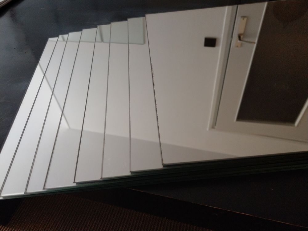 miroirs (lot de 8) 30*30 &eacute;tat neuf Décoration