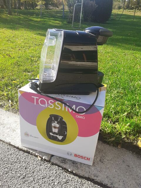 Cafetière Tassimo avec sa boite d'origine.
15 Maîche (25)