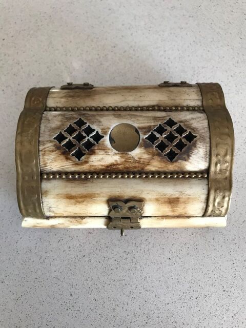 Bo�te �  bijoux ancienne 180 Cabestany (66)