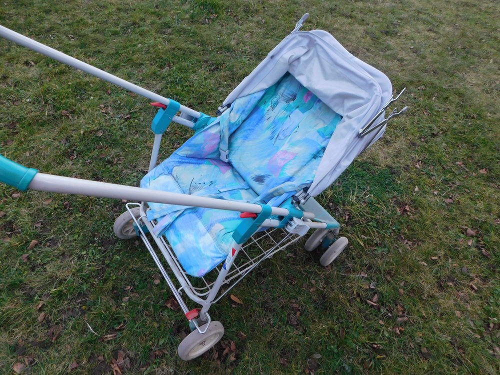 poussette canne B&eacute;b&eacute; Confort Puériculture