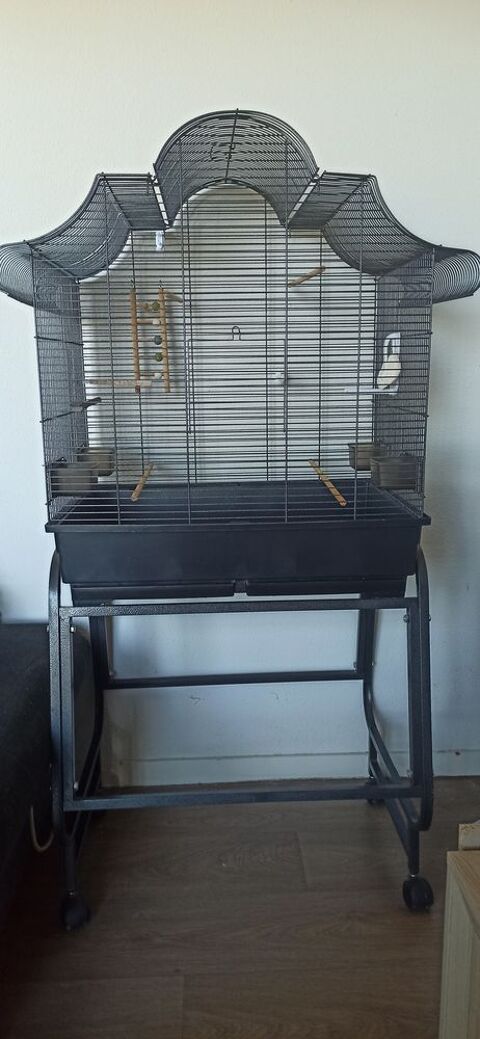 Jolie cage &agrave; oiseaux 50 29380 Bannalec