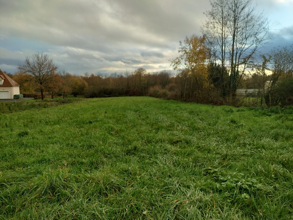 Vente Terrain Terrain à bâtir à Vierzon.
1234 m2 - Vierzon