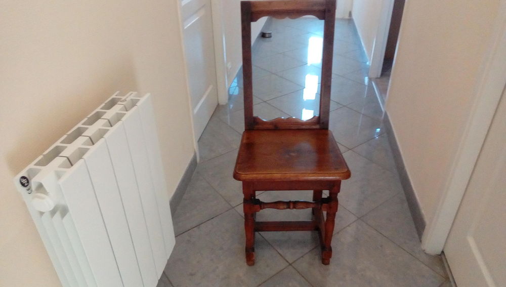 2 chaises lorraines Meubles