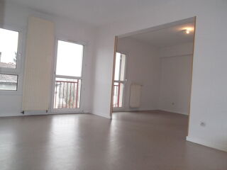  Appartement  louer 3 pices 80 m