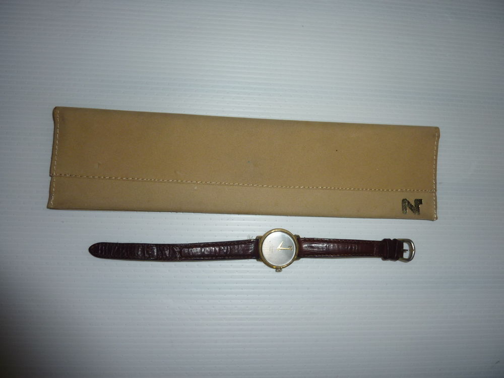 Montre Nina Ricci Bijoux et montres