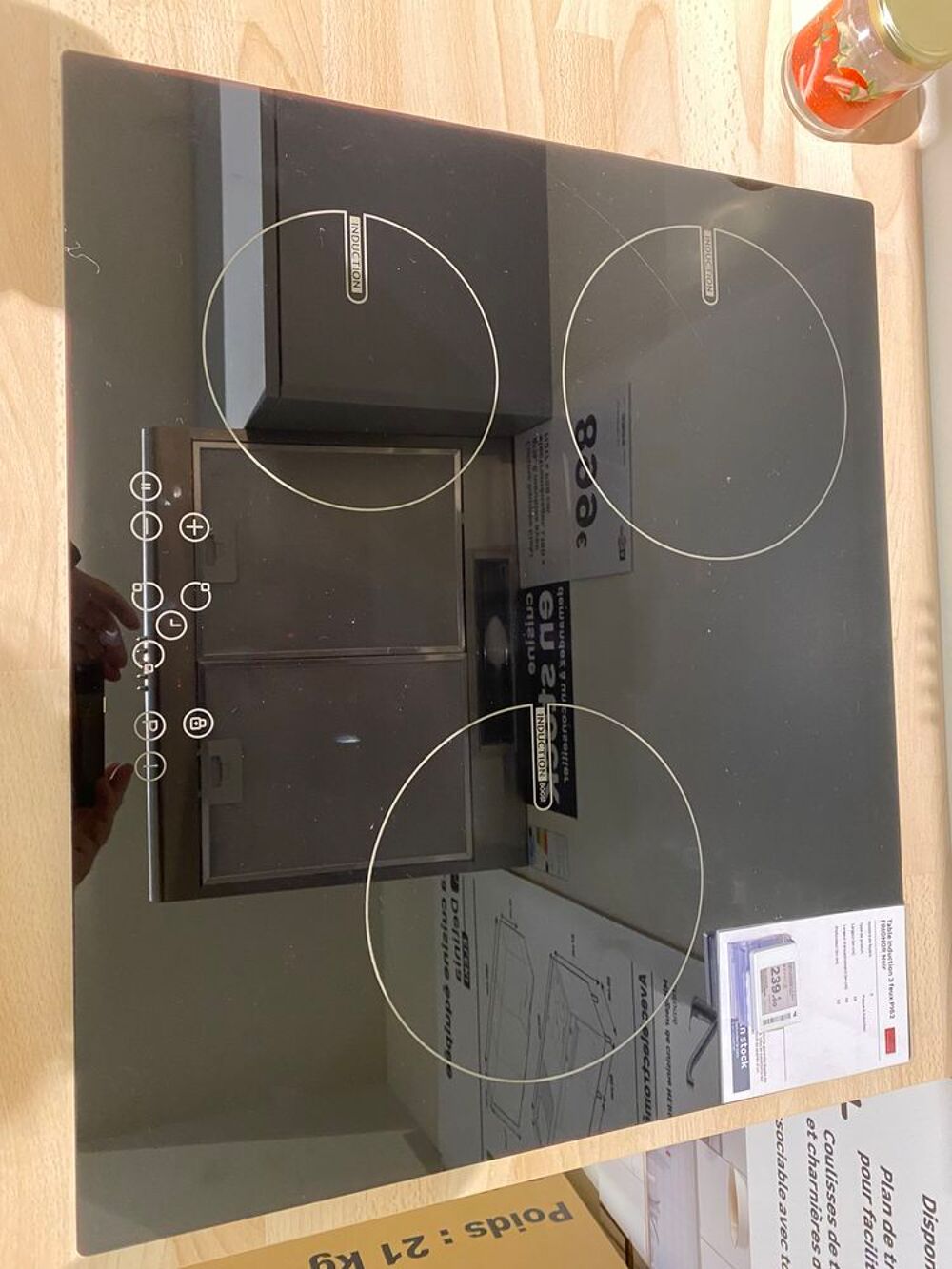 Table induction 3feux PI63 frionor noir, puissance max 4500 Electroménager