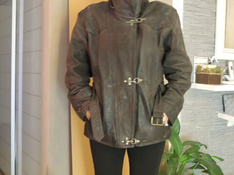 Veste 3/4 femme en cuir agneau plong� 0 Le M�e-sur-Seine (77)