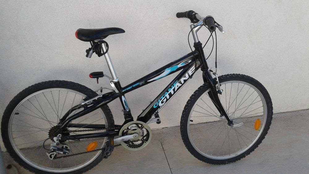 Vtt enfant 8/12 ans marque GITANES Vélos