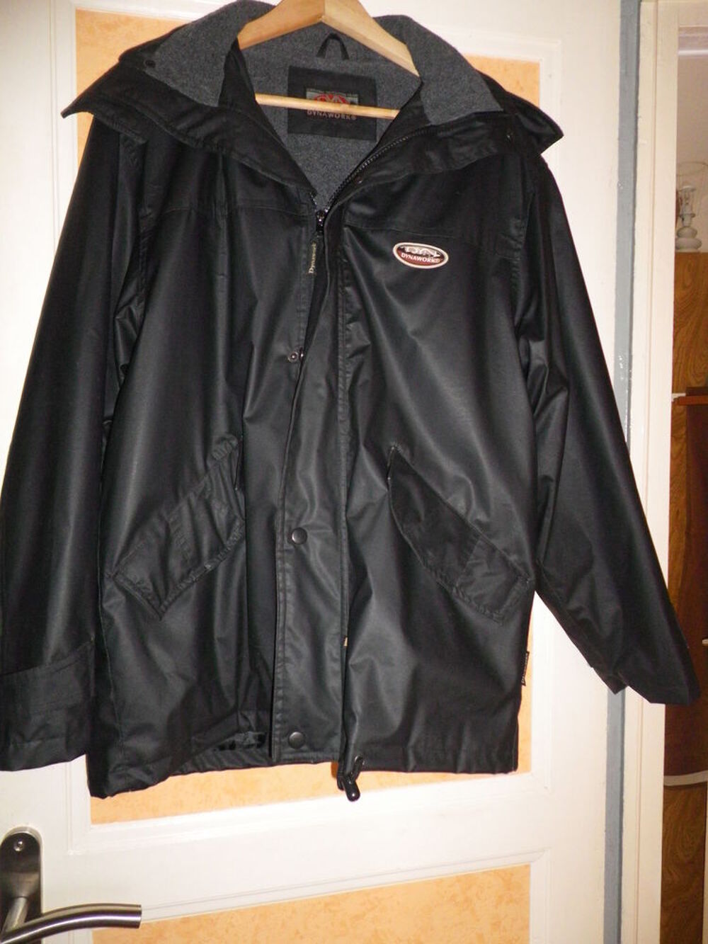 anorak cir&eacute; Vêtements