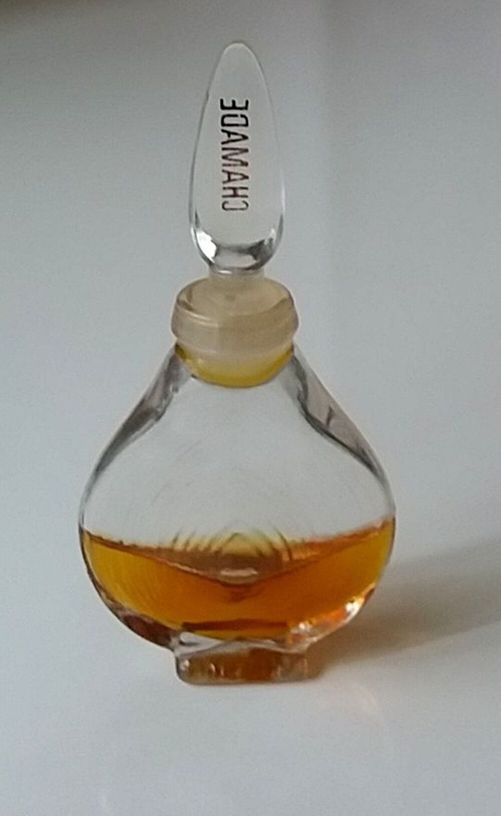 8 miniatures de parfum &agrave; 3,50  