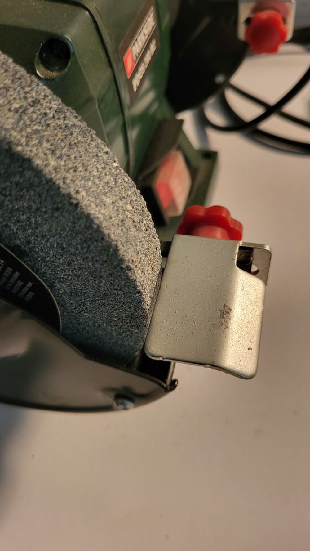 touret &agrave; meuler neuf Bricolage