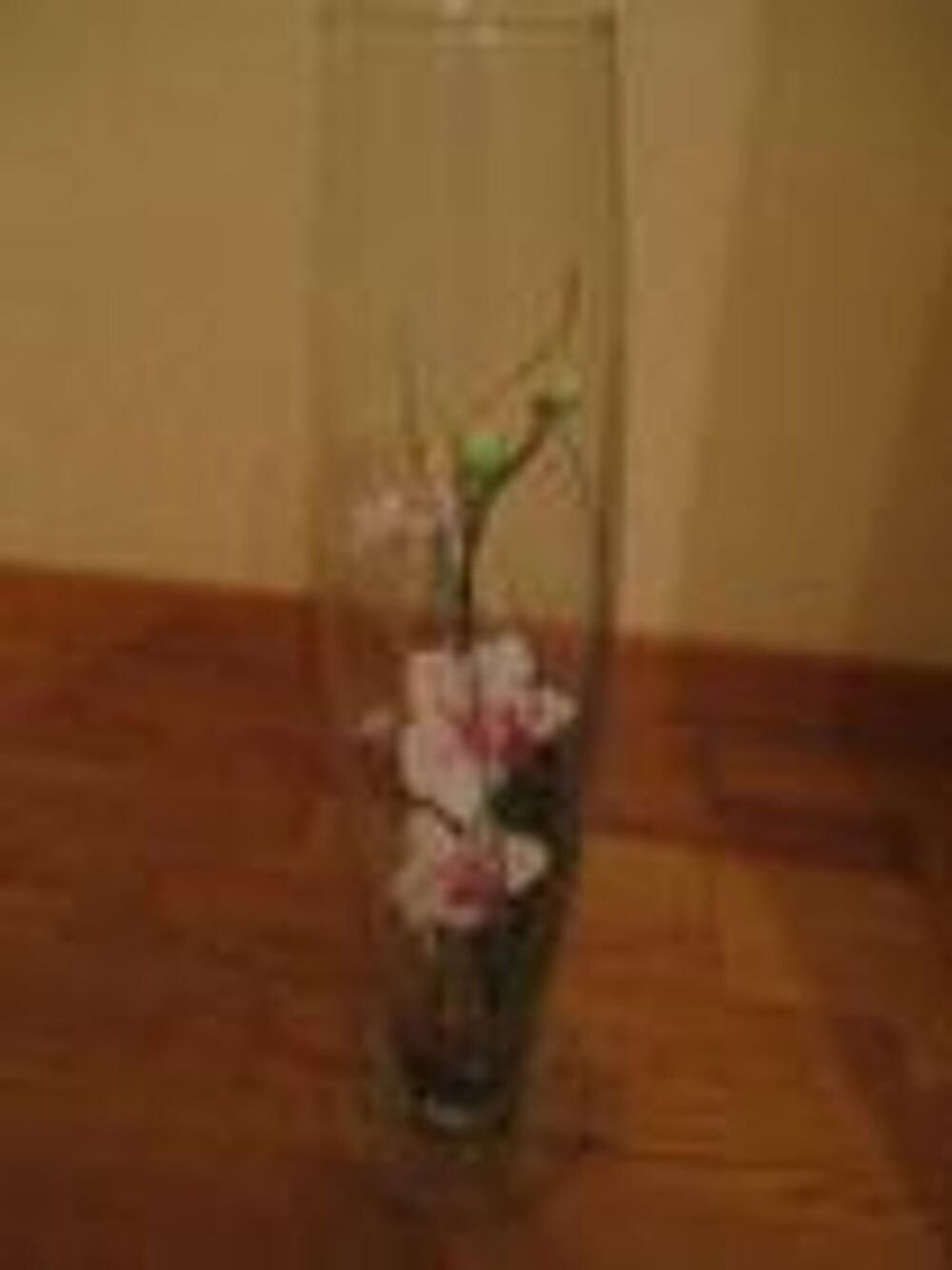 Tr&egrave;s grand vase avec orchid&eacute;es hauteur 55 cm Décoration