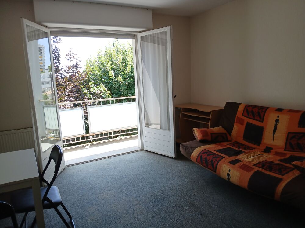 Location Appartement BORDEAUX ? STUDIO (30 M²) - rue de Bègles avec parking privé Bordeaux