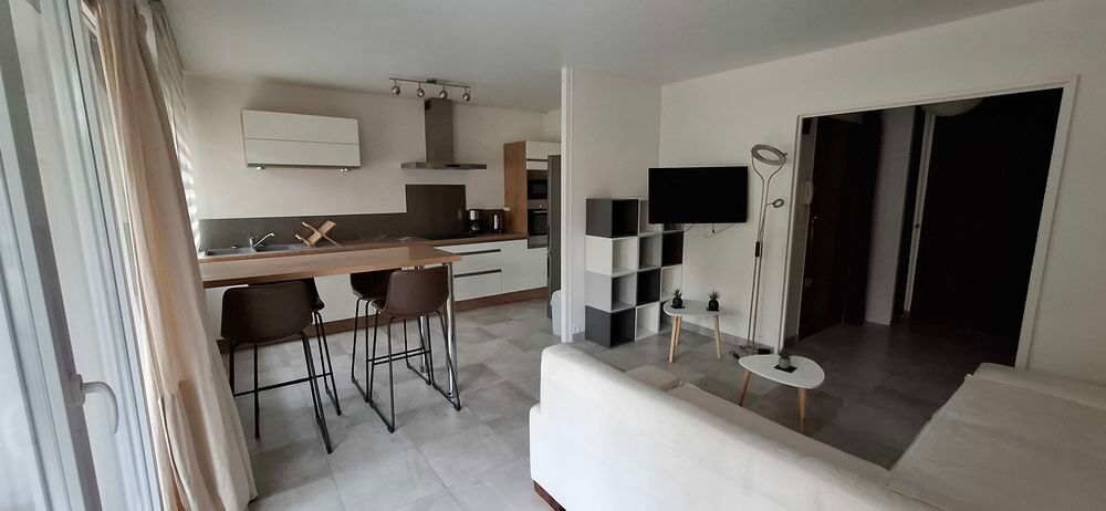 Location Appartement T2 meublé - 54 m2 à  Caluire Montessuy Caluire-et-cuire
