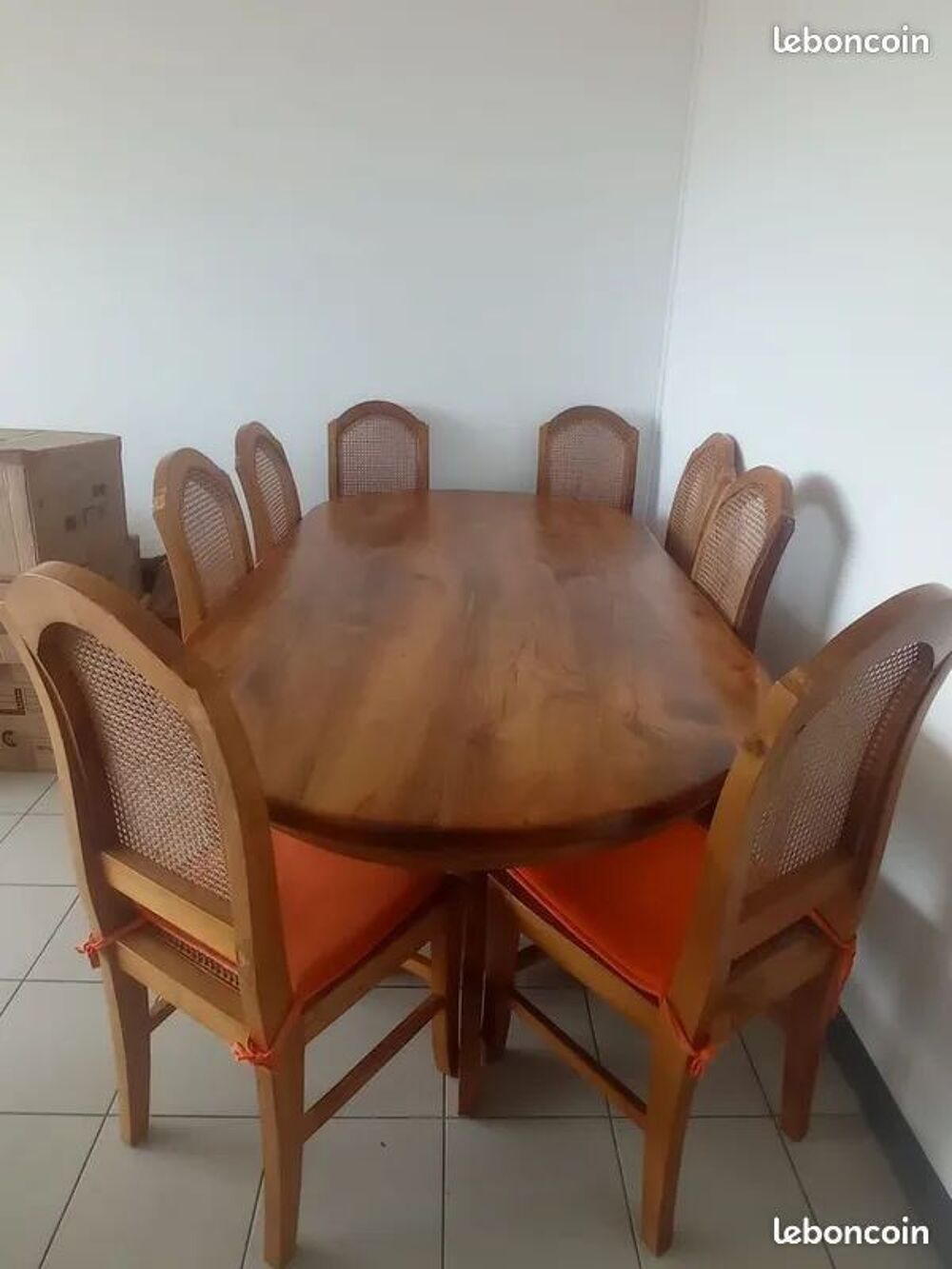 Table en v&eacute;ritable bois de tamarin Meubles
