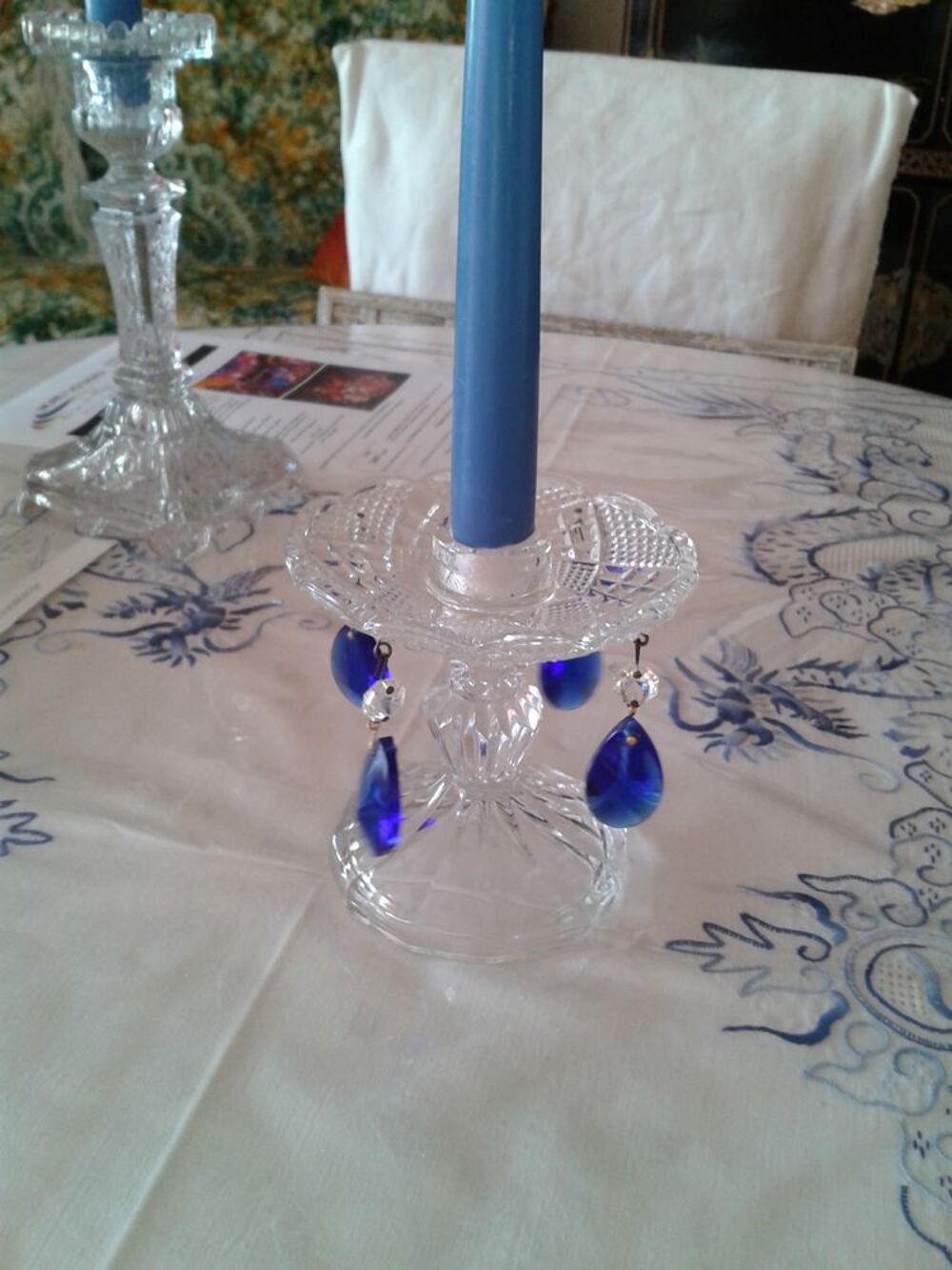 bougeoir neuf en cristal et pampilles bleues Décoration