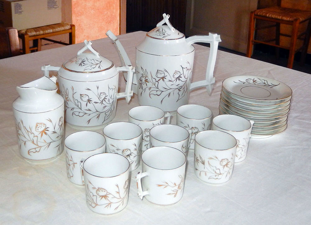 Service &agrave; caf&eacute; porcelaine ancien Cuisine