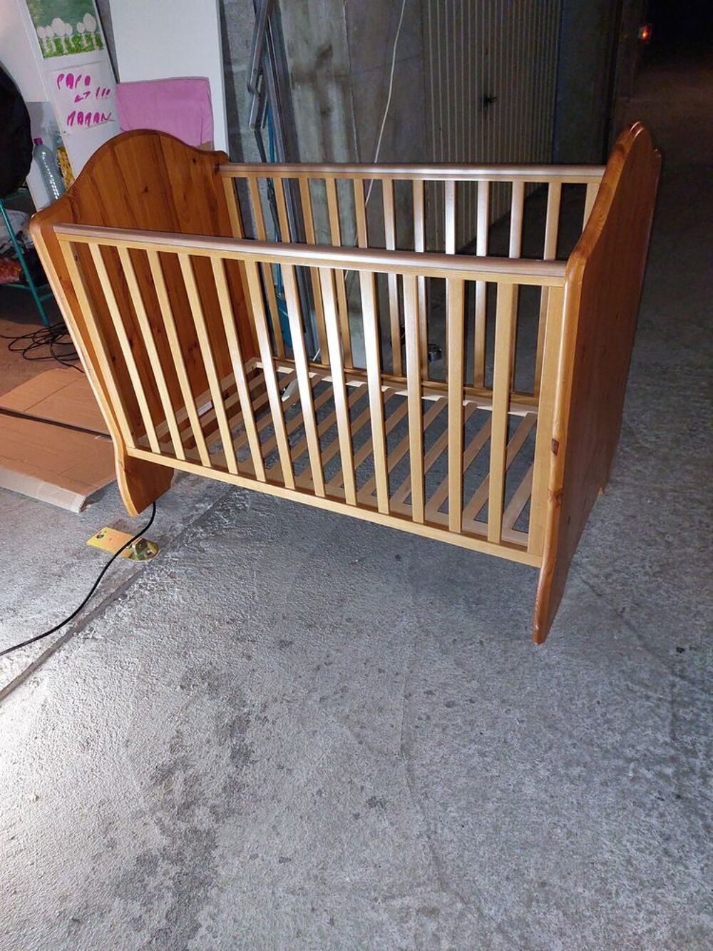 Lit bois b&eacute;b&eacute; Puriculture