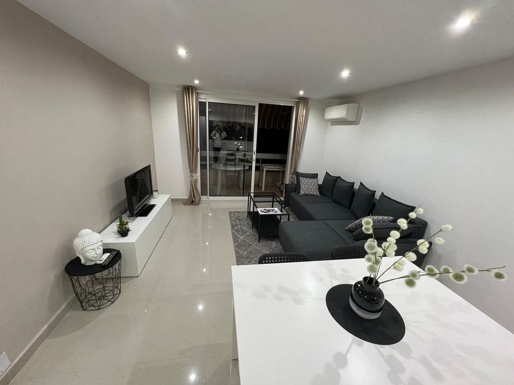 Appartement 2 pièces 51 m² · à Fréjus · 51 m² · 215 000 €