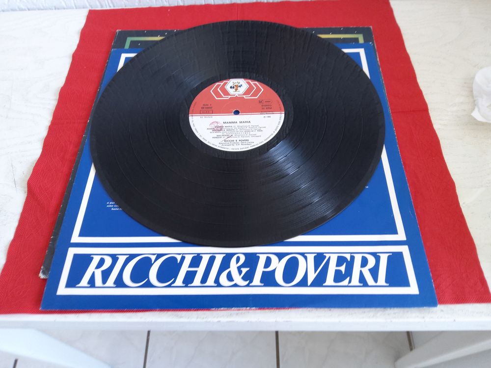 33 tours vinyle RICCHI &amp; POVERI CD et vinyles