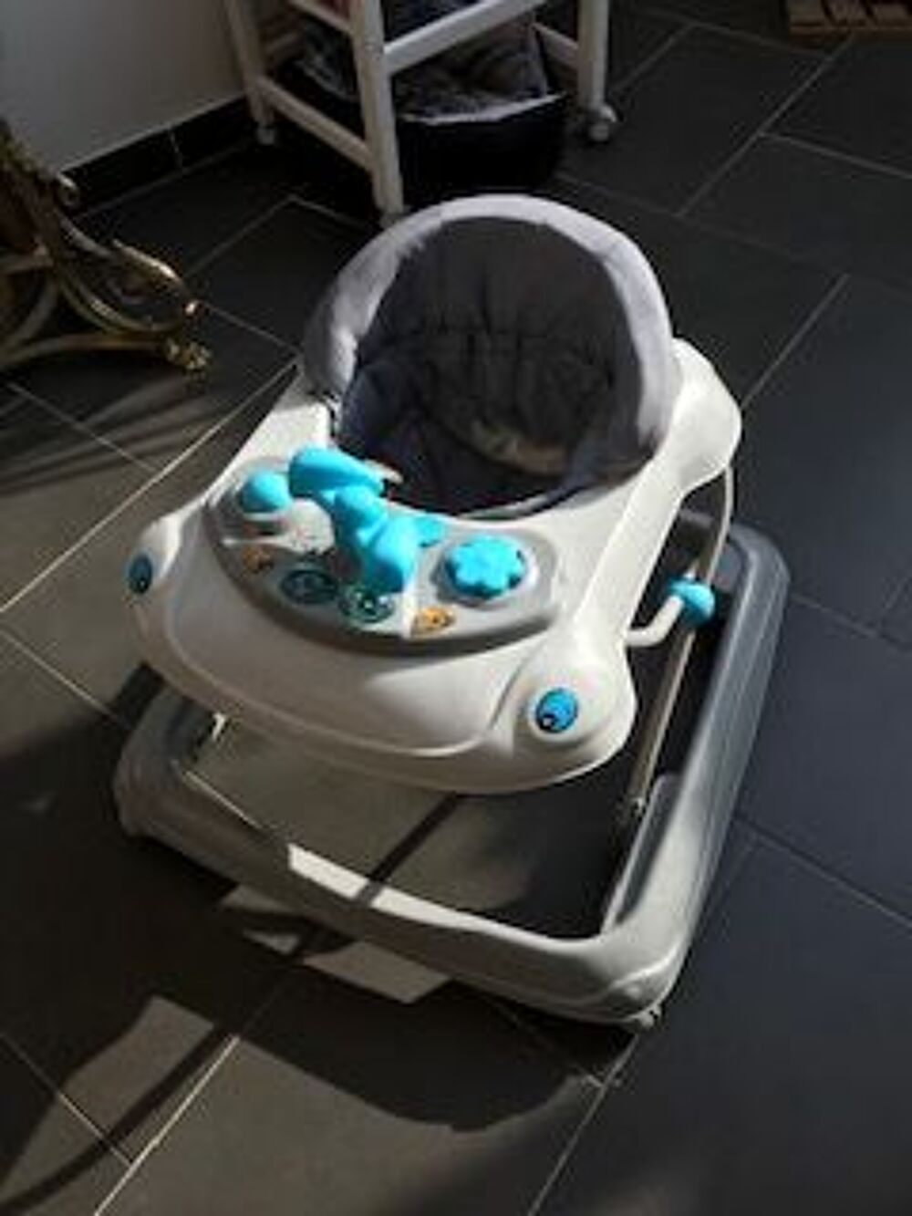 Trotteuse 20 € Mobilier enfants