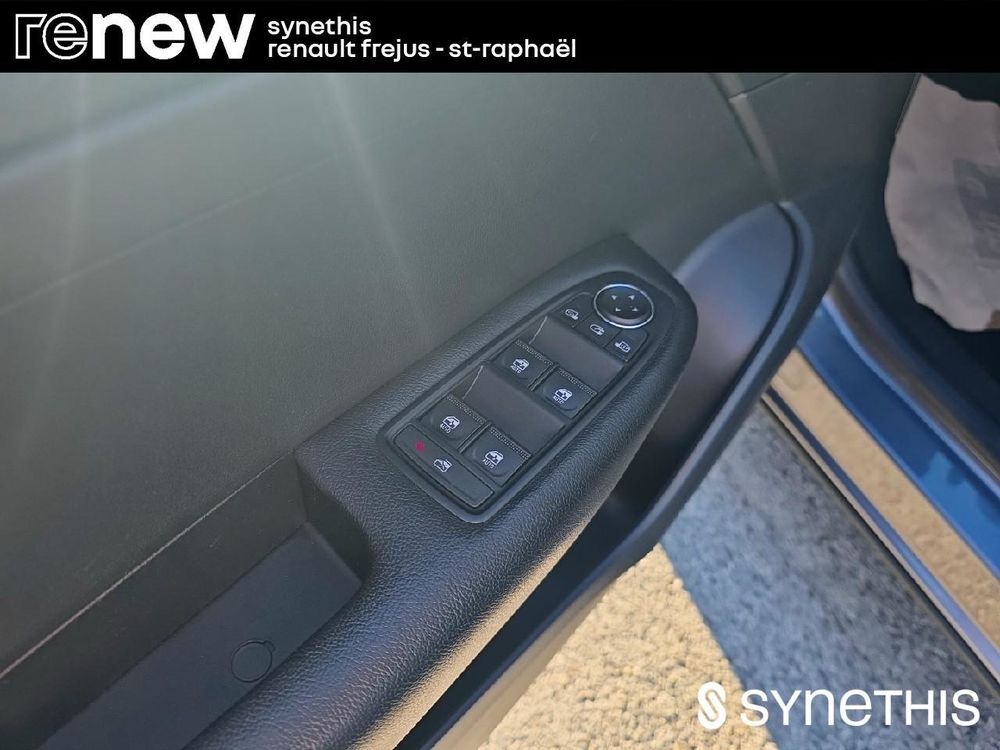 Arkana E-Tech 145 - 23 Evolution 2023 occasion 83600 Fr&eacute;jus