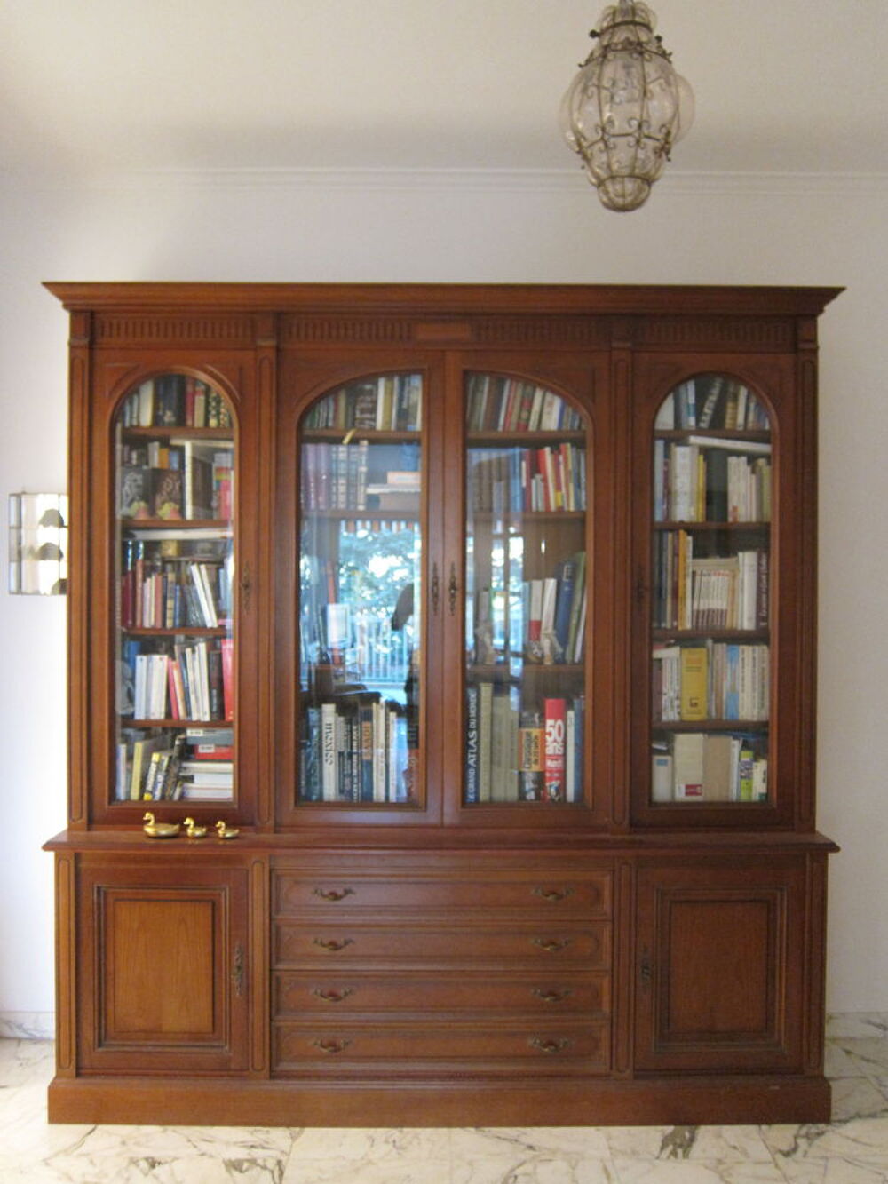 Biblioth&egrave;que vitrine bois massif Meubles