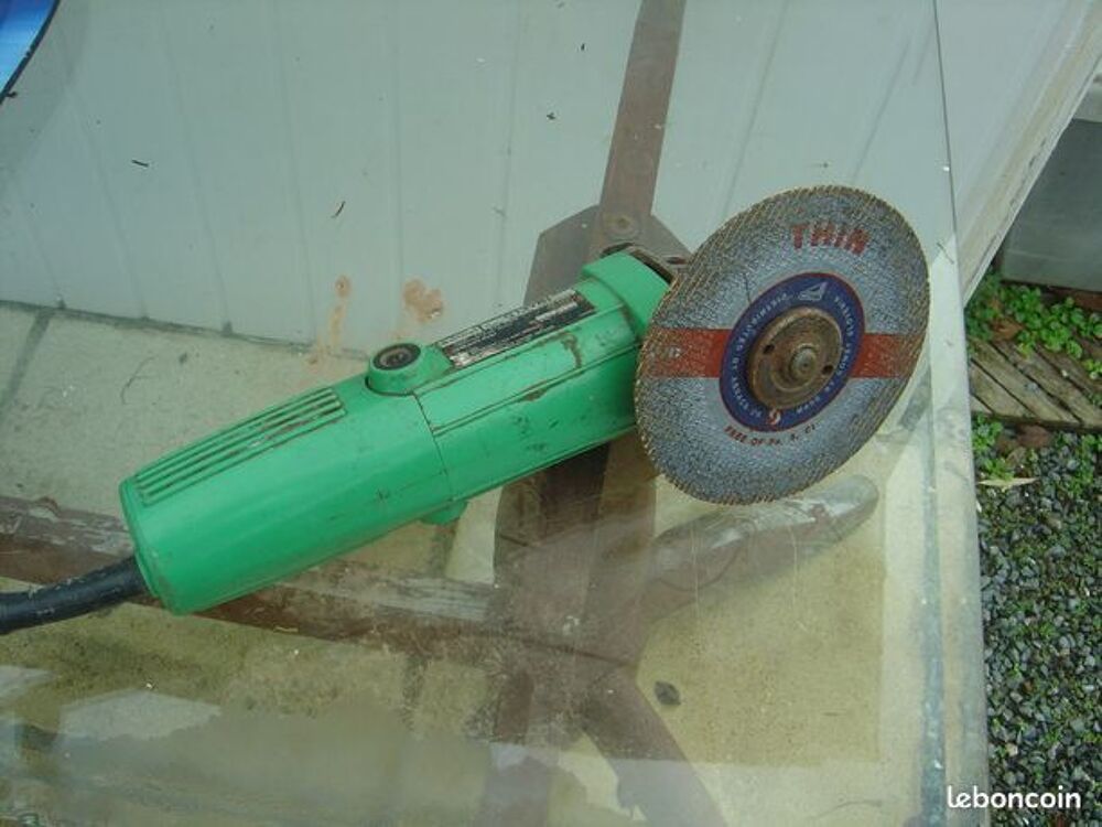 DISQUEUSE HITASCHI Bricolage