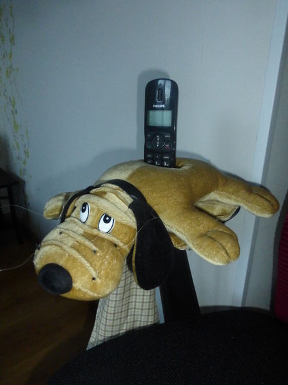 PORTE TELEPHONE chien Téléphones et tablettes