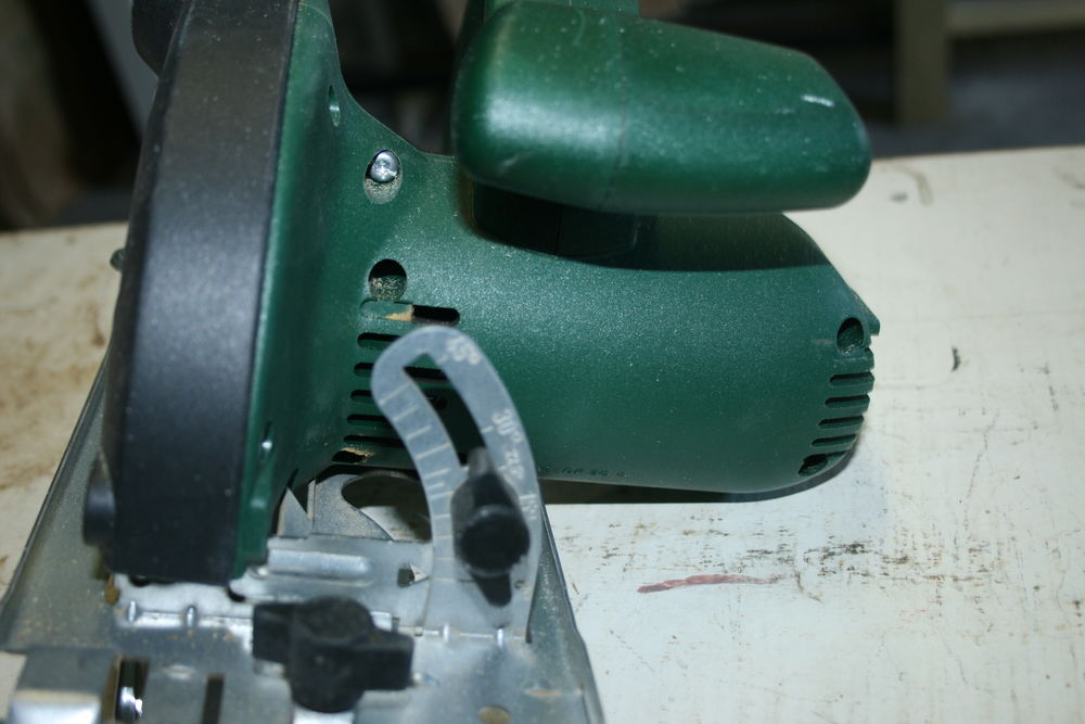 Scie circulaire BOSCH PKS 40 Bricolage