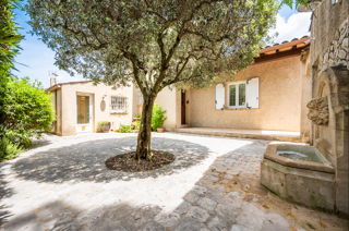  Villa  vendre 7 pices 182 m