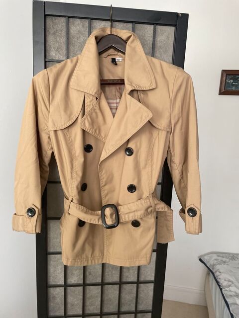 Impermable court beige 40 Charenton-le-Pont (94)