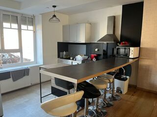  Investissement à vendre 6 pièces 159 m²