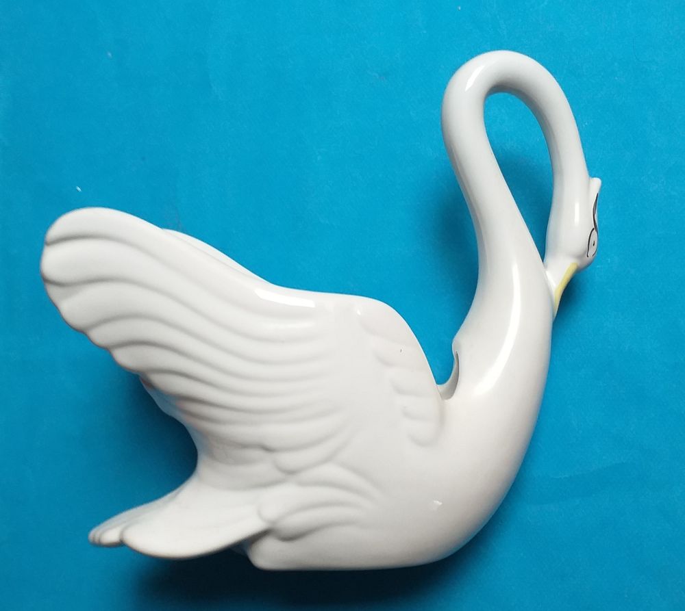 CYGNE Cache pot / jardini&egrave;re en c&eacute;ramique Jardin