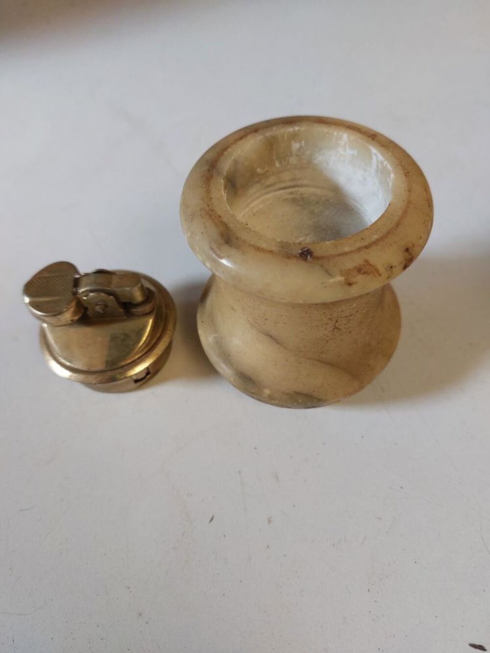 ancien briquet
