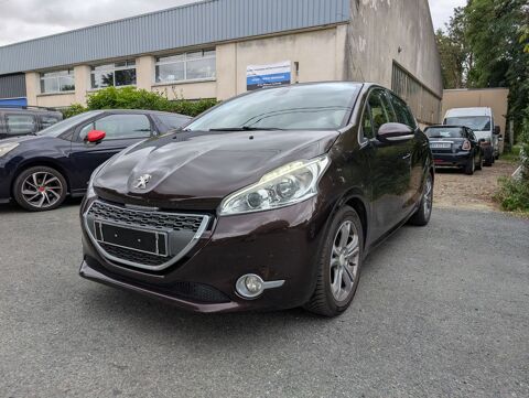 Peugeot 208 1.6 VTi 120ch Allure 155.000km 2012