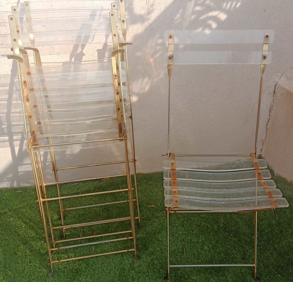 chaises pliantes ''Les invisibles'' Meubles
